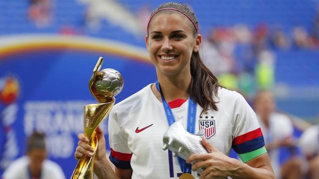 Top 10 Most Beautiful Female Soccer Players 2020